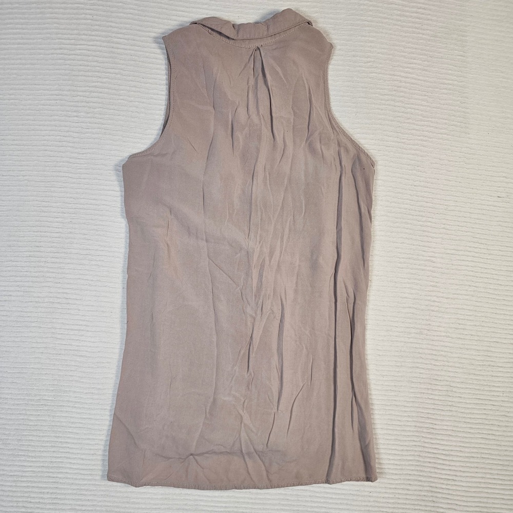 Rue21 Womens Sleeveless Button Down Top Tan Rayon Utility Shirt Size Medium - Picture 6 of 6